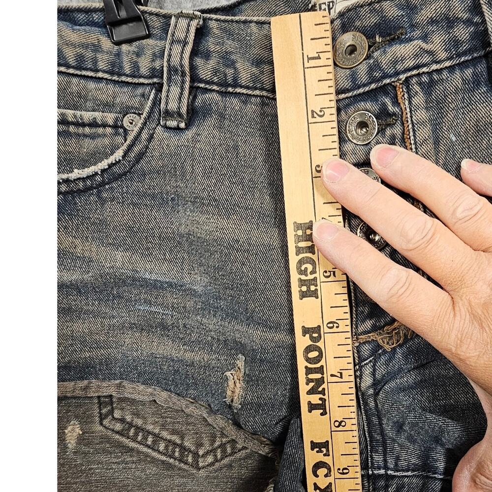 Free People Distressed Frayed Raw Hem Fringe Button Fly Blue Jean Shorts Denim - Picture 9 of 10